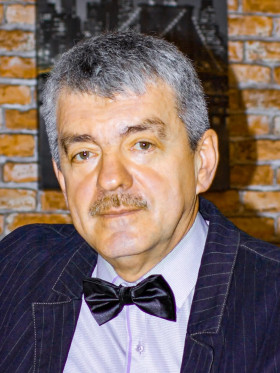 Лапшин Андрей Анатольевич.